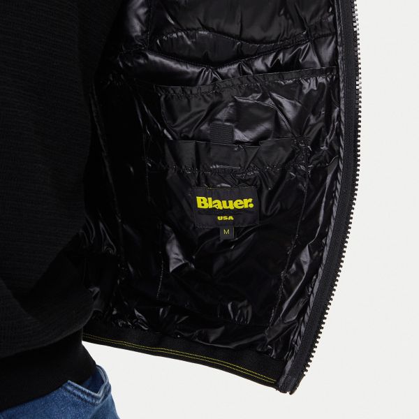 Blauer Wave Puffer Zwart