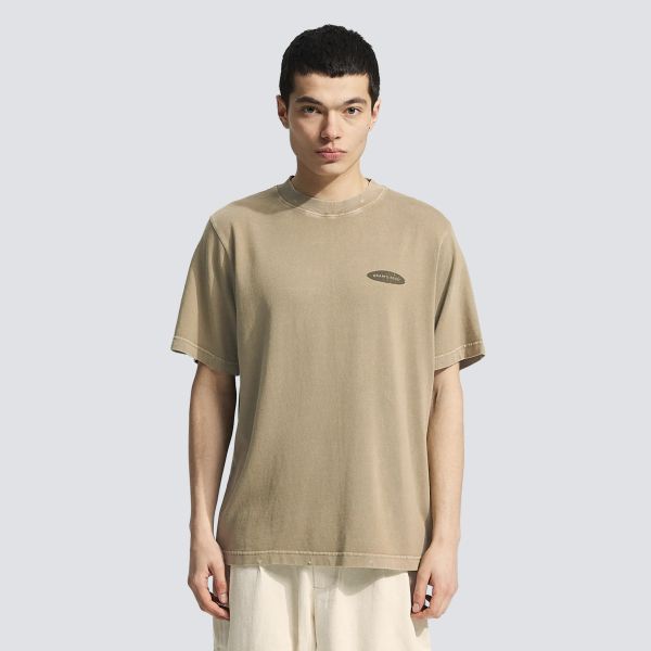 Bram’s Fruit Gardening Distressed T-shirt Beige