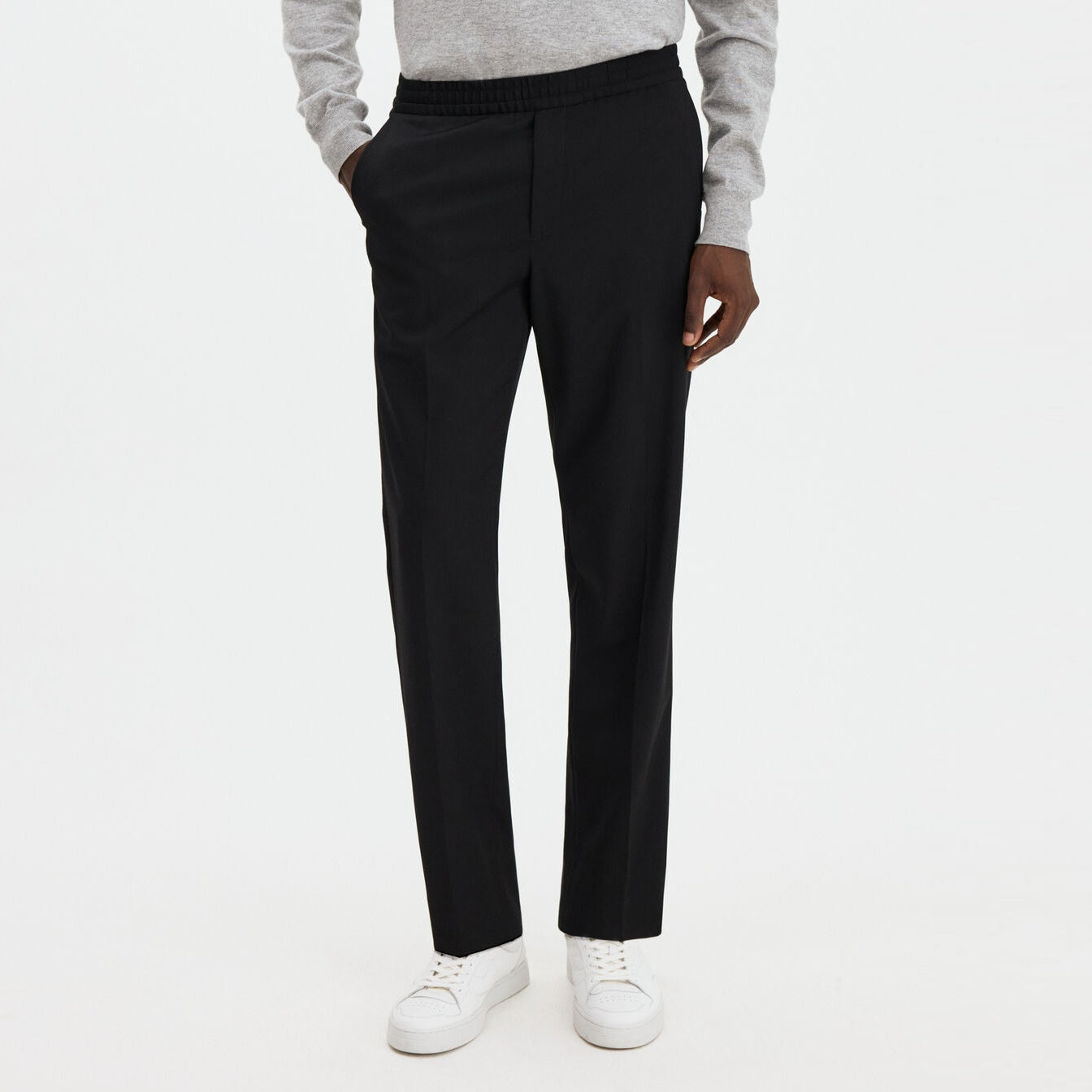 Filippa K Theo Hose Schwarz