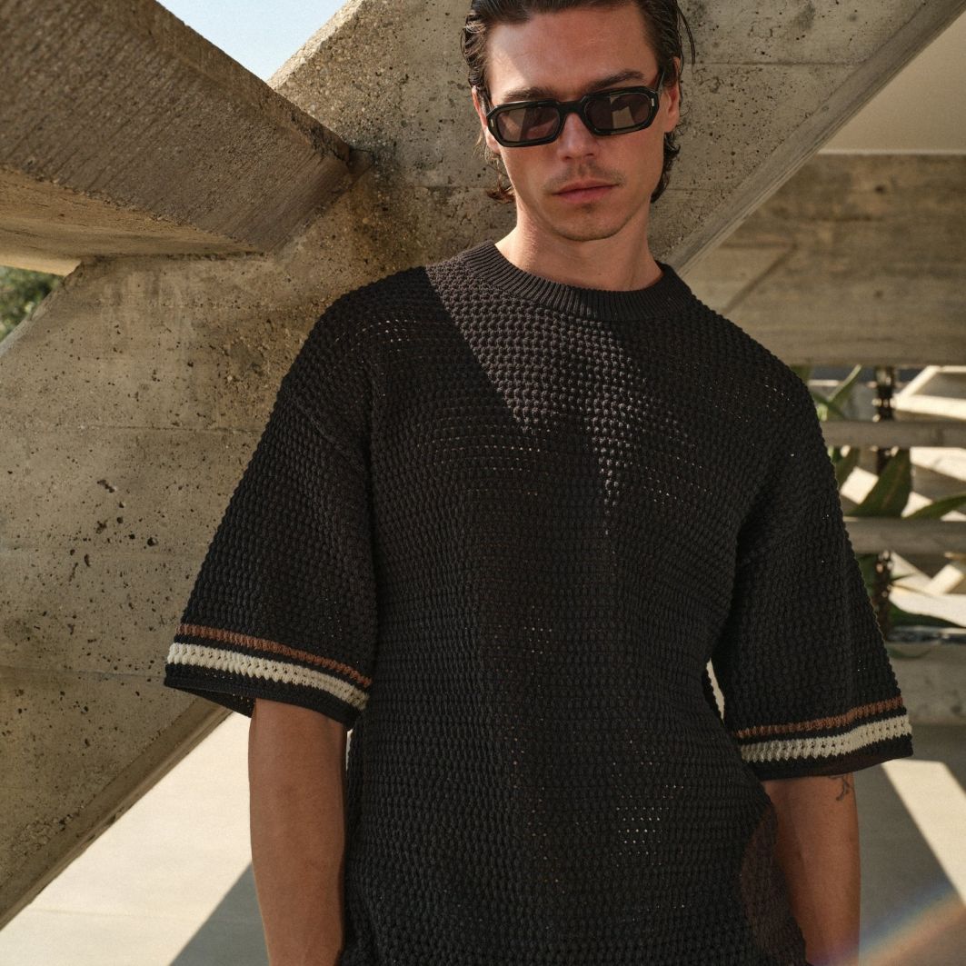 The Couture Club Crochet Knitted Stripe T-shirt Zwart