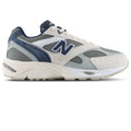 New Balance 880R Sneaker Off White/Navy